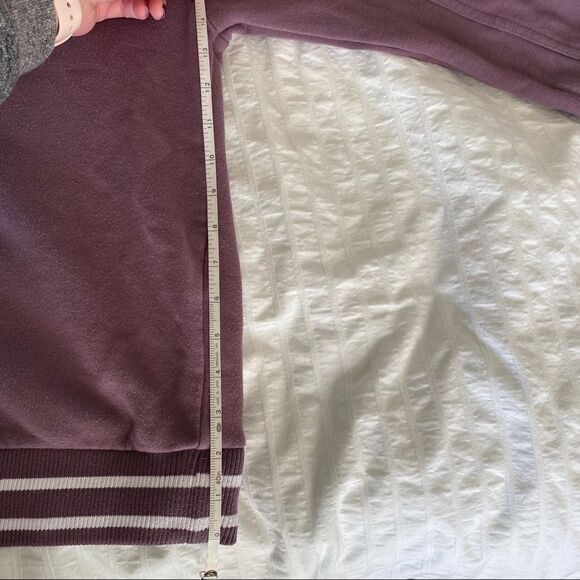 FILA Sweatshirt - Picture 9 of 10